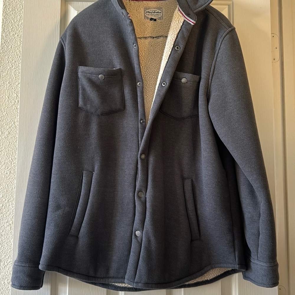 Flag anthem jacket. Lined with fleece.